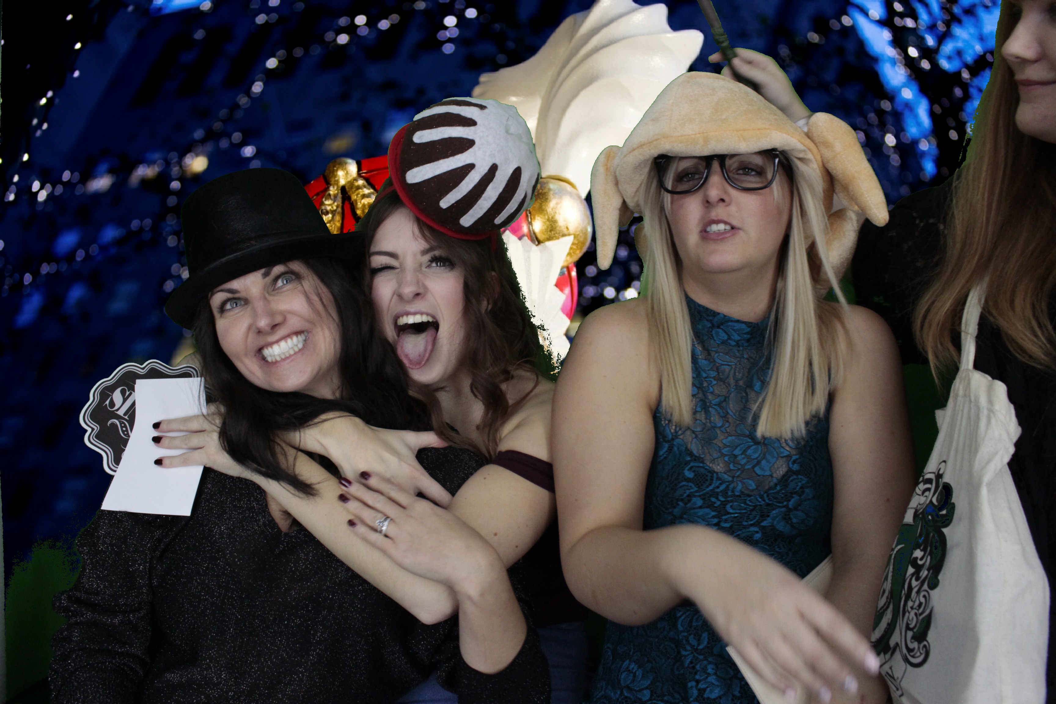 Kuoni Travel Christmas Party | View more photos from the event at gallery.myphotoboothexperience.co.uk/u/MyPhotoBoothExperienceLtd/Kuoni-Travel-Christmas-Party